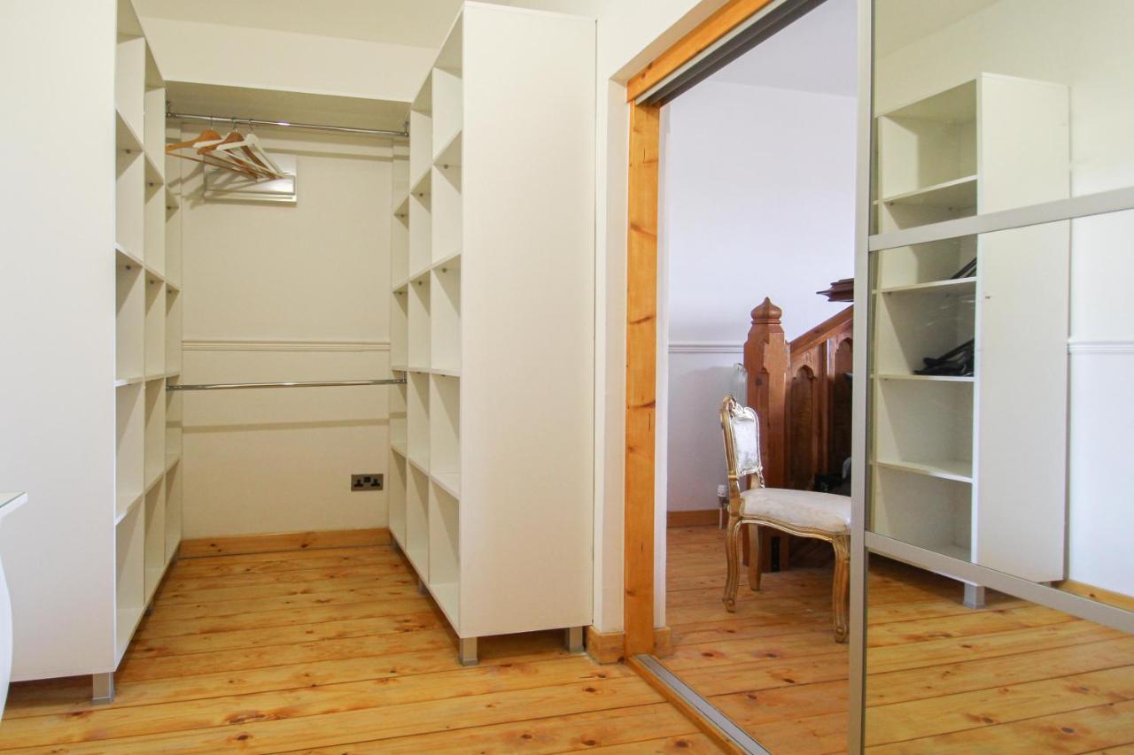 Апартаменты Lavish 2 Bed Sleeps 5 Near Lanark Carstairs Экстерьер фото