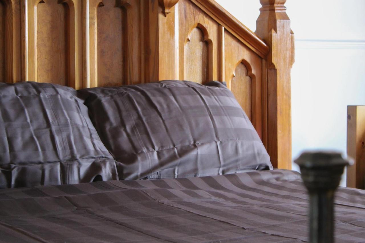 Апартаменты Lavish 2 Bed Sleeps 5 Near Lanark Carstairs Экстерьер фото